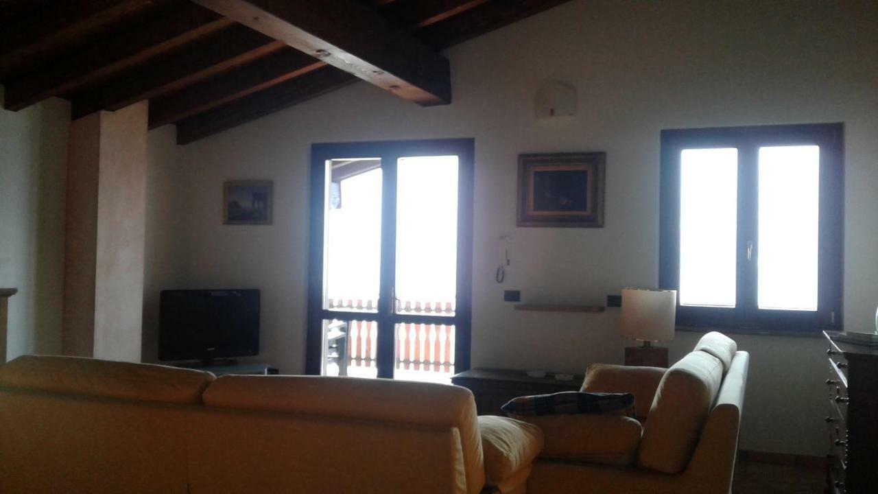 Appartamento Monteisola Mara Monte Isola Eksteriør billede